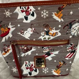 Disney Christmas Dooney & Burke crossbody.  Never worn!